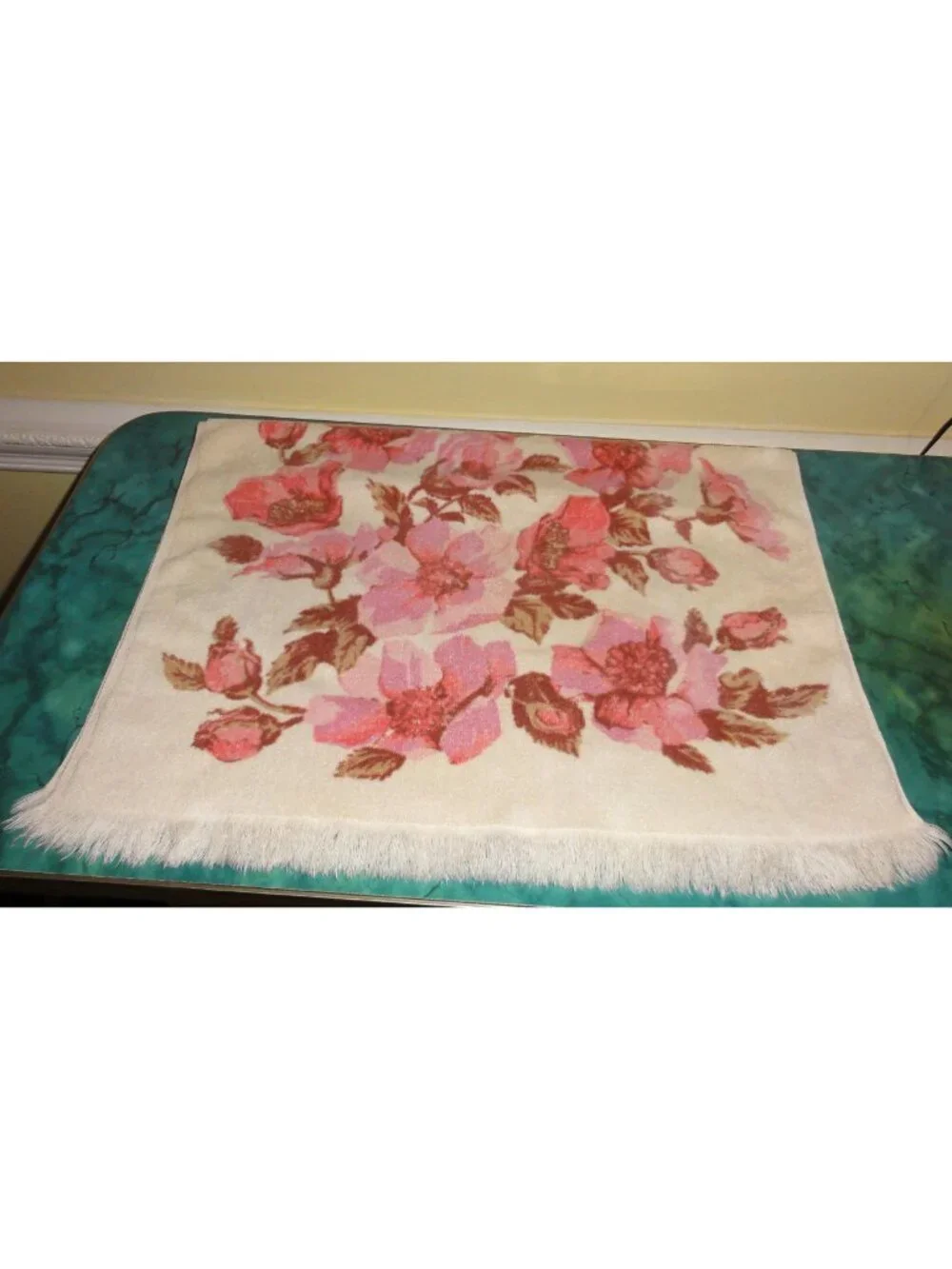 Vintage Fieldcrest Cream & Pink Floral Bath Towel w/ Fringe